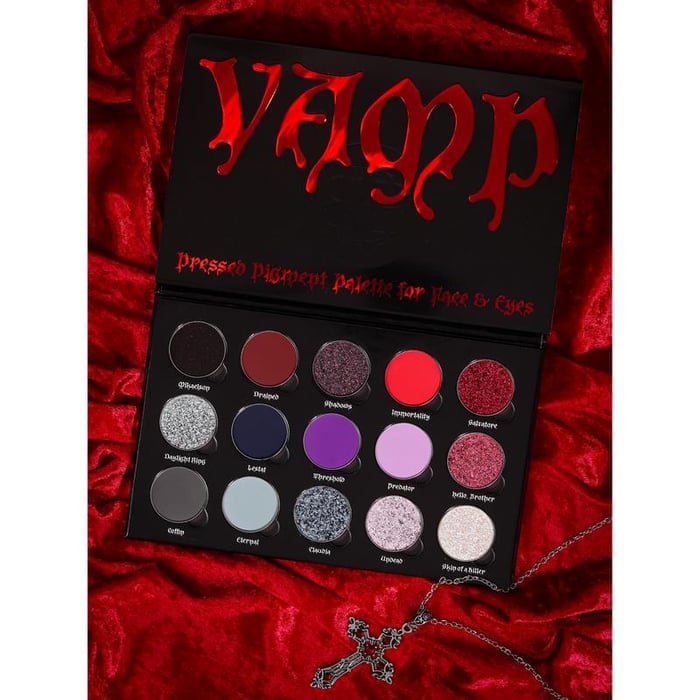 💖Gothic-style Halloween Vamp Magnetic Palette👁