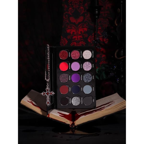 💖Gothic-style Halloween Vamp Magnetic Palette👁